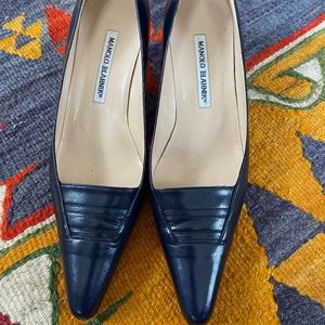 Manolo Blahnik, Blue leather, size 7.5